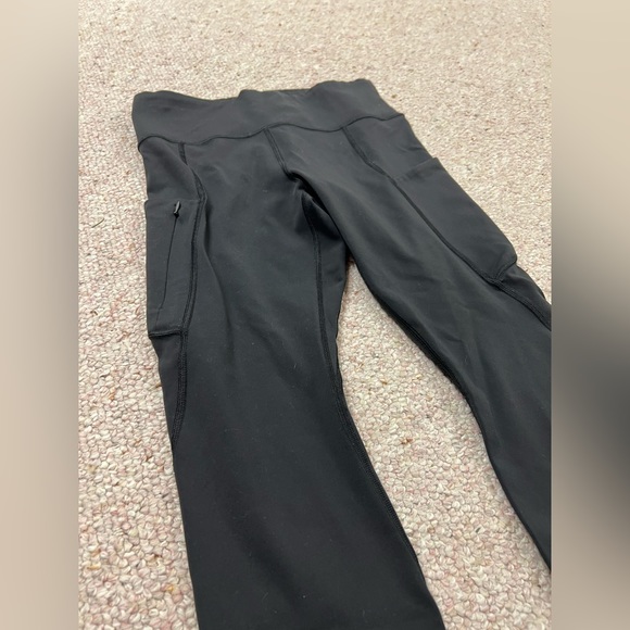 Black athleta crop leggings - Picture 6 of 7